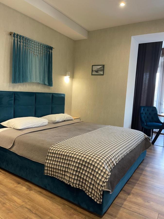 Home Aparts Zaporizhia Bagian luar foto
