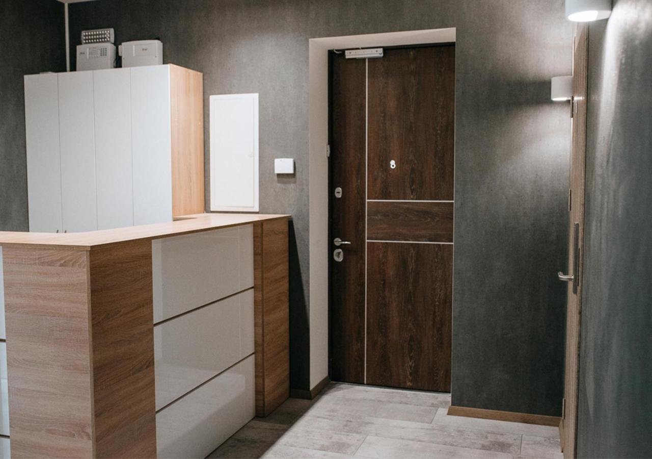 Home Aparts Zaporizhia Bagian luar foto