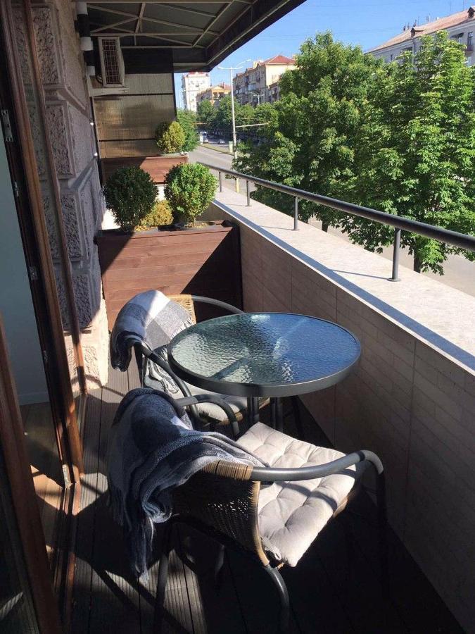 Home Aparts Zaporizhia Bagian luar foto