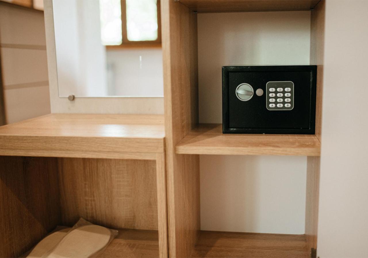 Home Aparts Zaporizhia Bagian luar foto